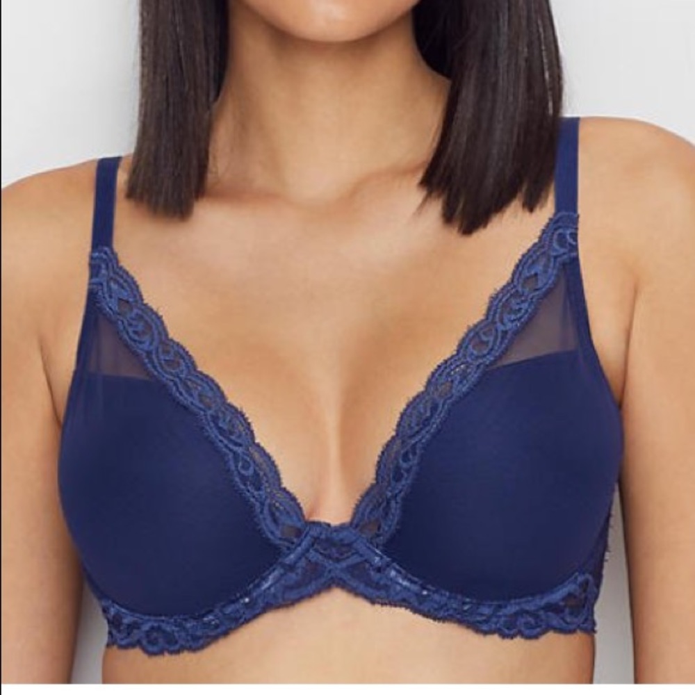 Natori Feathers Contour Plunge Bra